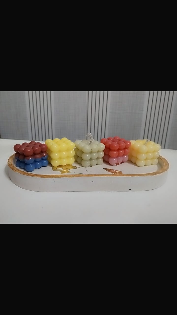 Bubble candle on trinket tray